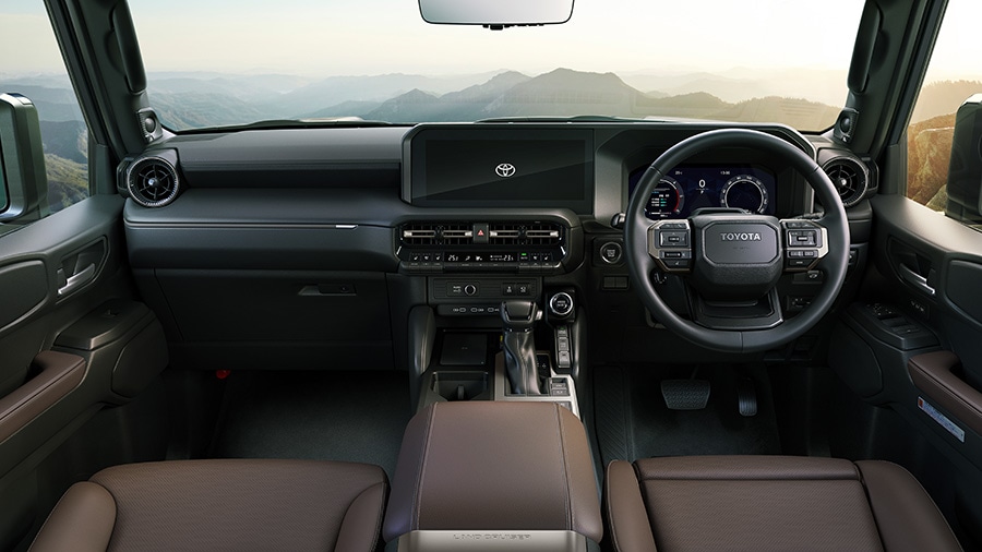LAND CRUISER 250 ZX image 3